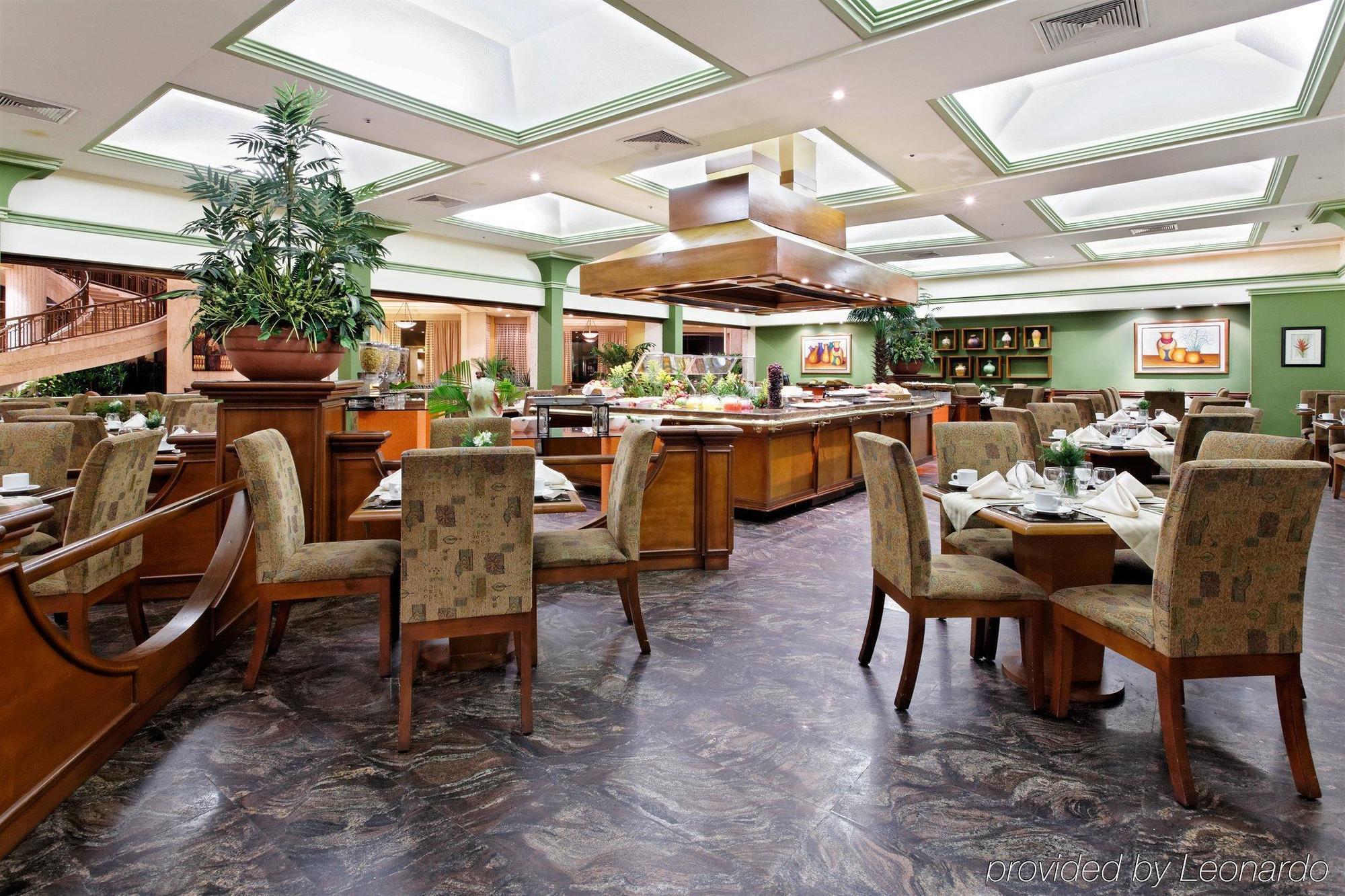 Crowne Plaza - Maruma Hotel&Casino Maracaibo Restaurante foto